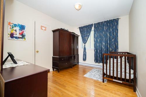 Bedroom - 5007  - 5009 Boul. Notre-Dame, Laval (Chomedey), QC - Indoor Photo Showing Bedroom