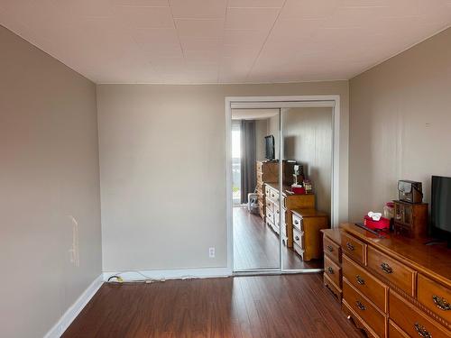 Primary bedroom - 263 Rue De La Mer, Longue-Pointe-De-Mingan, QC - Indoor Photo Showing Other Room