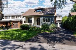 501 EDGEWORTH AVENUE  Ottawa, ON K2B 5L2
