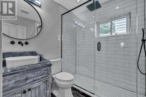 501 Edgeworth Avenue, Ottawa, ON - Indoor Photo Showing Bathroom