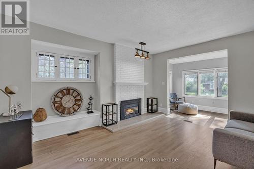 501 Edgeworth Avenue, Ottawa, ON - Indoor Photo Showing Living Room With Fireplace
