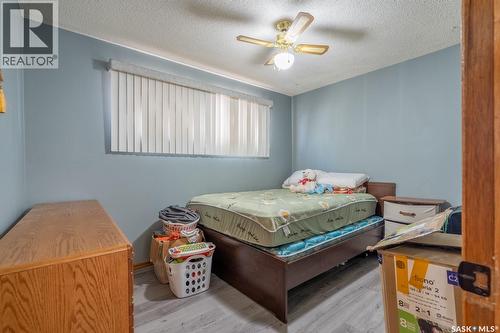 2332 Mcdonald Street, Regina, SK - Indoor Photo Showing Bedroom