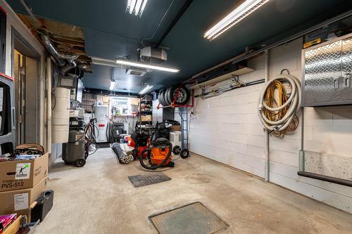 Garage - 5636  - 5638 Rue Mignault, Montréal (Mercier/Hochelaga-Maisonneuve), QC - Indoor Photo Showing Garage