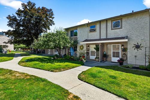 29-310 Yorkton Avenue, Penticton, BC - Outdoor With Deck Patio Veranda With Facade