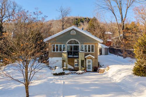 646 Rue Valiquette  Sainte-Adèle, QC J8B 2M1