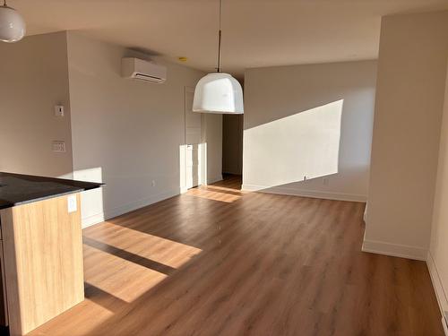 Salon - 4-178 Rue St-Eugène, Salaberry-De-Valleyfield, QC - Indoor Photo Showing Dining Room