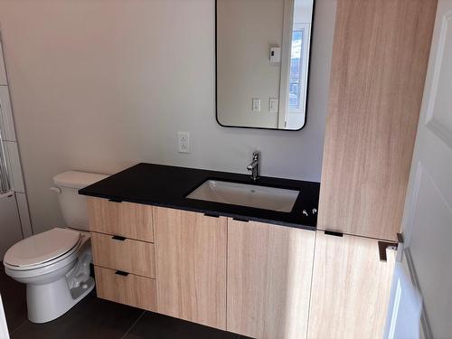 Bathroom - 4-178 Rue St-Eugène, Salaberry-De-Valleyfield, QC - Indoor Photo Showing Bathroom