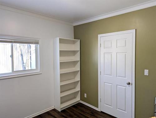 126 Railroad Ave, Morris, MB 