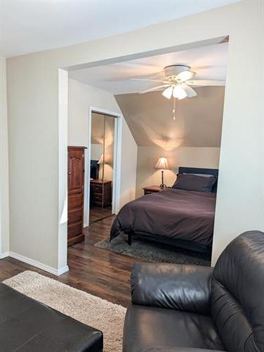 126 Railroad Ave, Morris, MB 