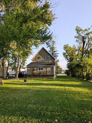 126 Railroad Ave, Morris, MB 