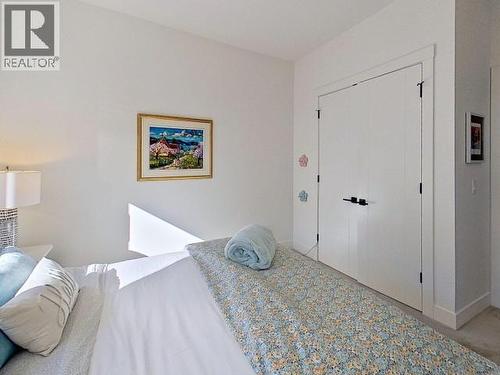 4054 Saturna Ave, Powell River, BC - Indoor Photo Showing Bedroom