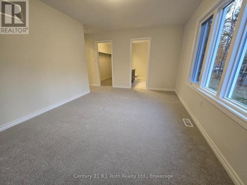 Primary Bedroom - 115 Beechwood Forest Lane, Gravenhurst (Muskoka (S)), ON - Indoor Photo Showing Other Room