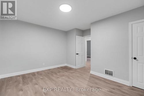 20 West 4Th Street, Hamilton, ON - Indoor Photo Showing Other Room