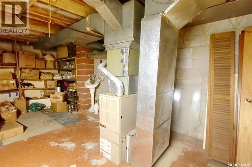 1211 Gordon Road, Moose Jaw, SK - Indoor Photo Showing Basement