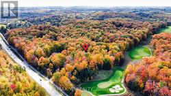 14038 BAYVIEW AVENUE  Aurora, ON L4G 3G8