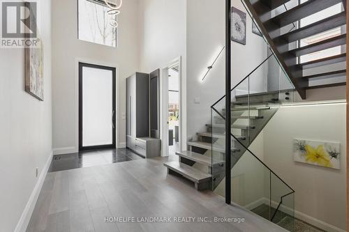 37 Wanita Road, Mississauga, ON - Indoor Photo Showing Other Room