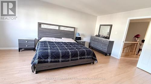261 Monaco Place, Ottawa, ON - Indoor Photo Showing Bedroom