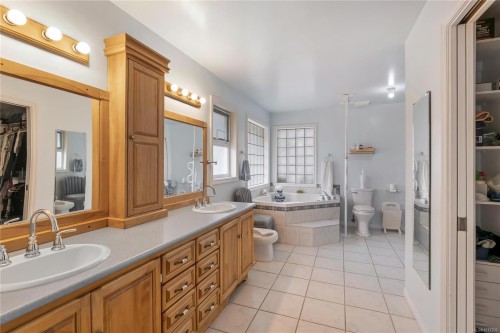 6572 Bird'S Eye Dr, Duncan, BC 