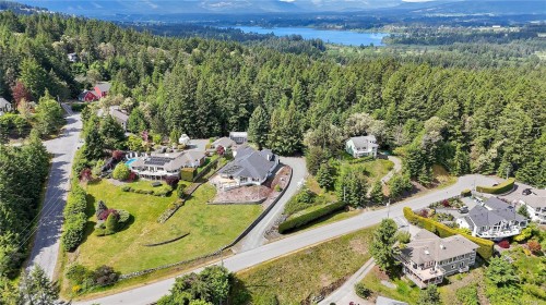 6572 Bird'S Eye Dr, Duncan, BC 