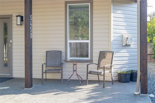 545 Rowan Ave, Parksville, BC 