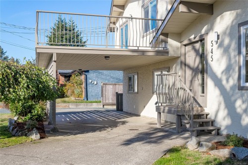 545 Rowan Ave, Parksville, BC 
