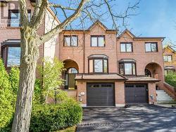 16 - 1100 QUEENS AVENUE  Oakville, ON L6H 2B5
