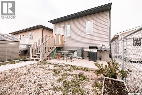 455 Toronto Street, Regina, SK - Outdoor With Exterior