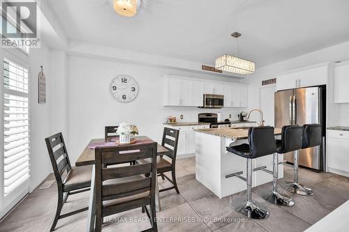 130 Chartwell Circle, Hamilton, ON - Indoor