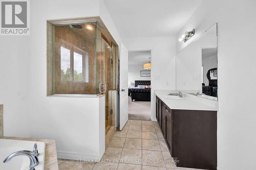 130 Chartwell Circle, Hamilton, ON - Indoor