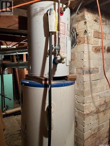 202 3Rd Avenue, Young, SK - Indoor Photo Showing Basement