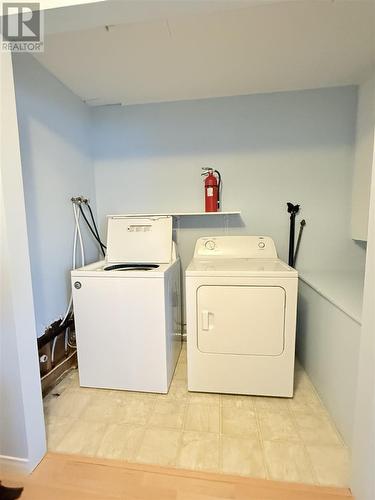 6 Rue Des Pins, Dubreuilville, ON - Indoor Photo Showing Laundry Room