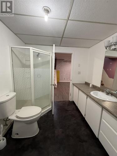 6 Rue Des Pins, Dubreuilville, ON - Indoor Photo Showing Bathroom