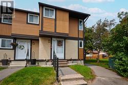61 - 3344 UPLANDS DRIVE  Ottawa, ON K1V 9R9