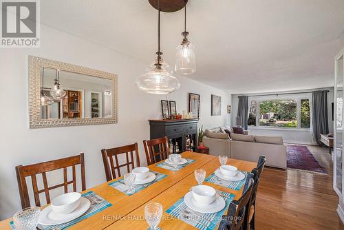 560 Buchanan Crescent, Ottawa, ON - Indoor Photo Showing Dining Room