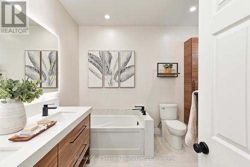 2 Callary Crescent, Collingwood, ON - Indoor Photo Showing Bathroom