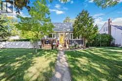 484 Charlesworth DRIVE  Sarnia, ON N7V 2R4