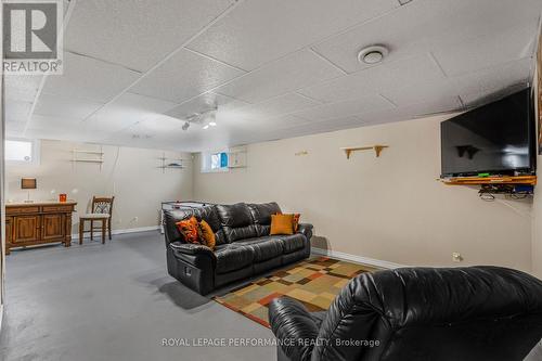 40 Lori Lane, North Dundas, ON - Indoor