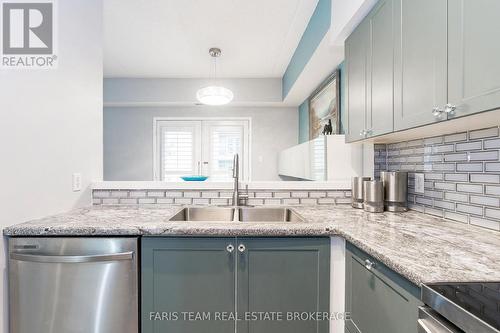 101 - 115 Bond Street, Orillia, ON - Indoor Photo Showing Kitchen With Double Sink With Upgraded Kitchen