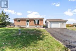 1059 FLYNN AVENUE  Ottawa, ON K7S 3G7