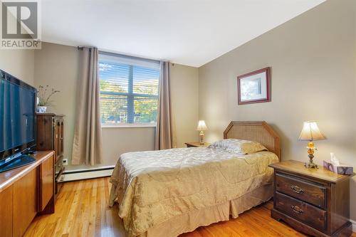 148 Portugal Cove Road, St. John'S, NL - Indoor Photo Showing Bedroom