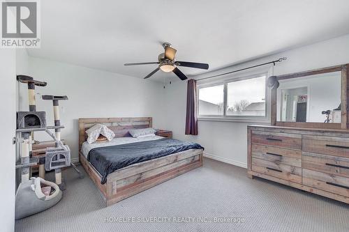183 Deveron Crescent, London South, ON - Indoor Photo Showing Bedroom