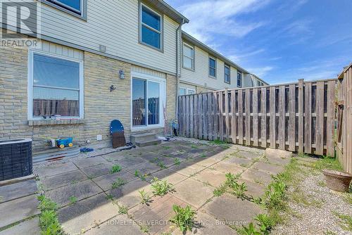 183 Deveron Crescent, London South, ON - Outdoor