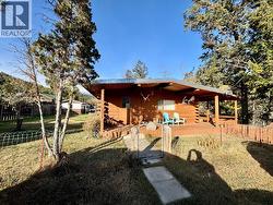 9209 Moffat Avenue  Wilmer, BC V0A 1K5