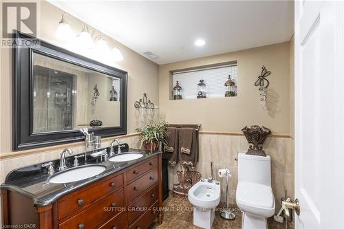 2545 Pollard Drive, Mississauga, ON - Indoor Photo Showing Bathroom
