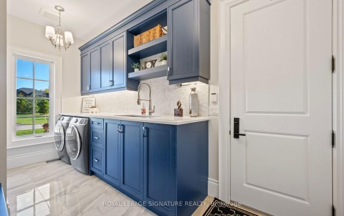 161 Perryman Court, Erin, ON - Indoor Photo Showing Laundry Room