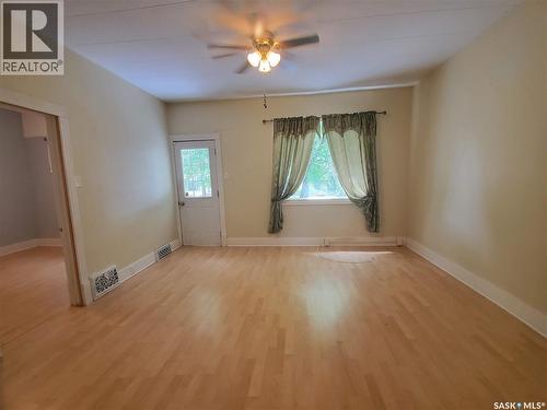 122 Wall Avenue, Kamsack, SK - Indoor Photo Showing Other Room