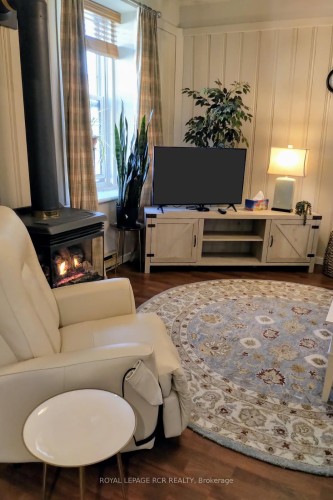 50 Mill Street W, Centre Wellington, ON 