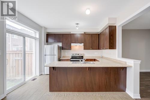22 Goulston Street, Brampton, ON - Indoor Photo Showing Kitchen