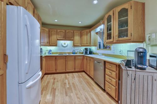 Kitchen - 344 Rue Mitchell, Lachute, QC - Indoor Photo Showing Kitchen