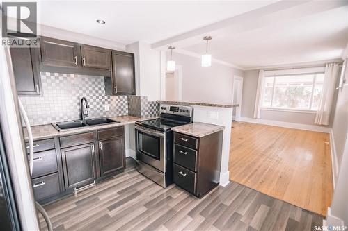2154 Broder Street, Regina, SK - Indoor Photo Showing Kitchen With Double Sink With Upgraded Kitchen
